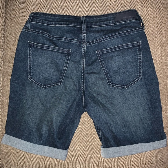 EUC Calvin Klein Jean  City Shorts Size 8. - Picture 2 of 6